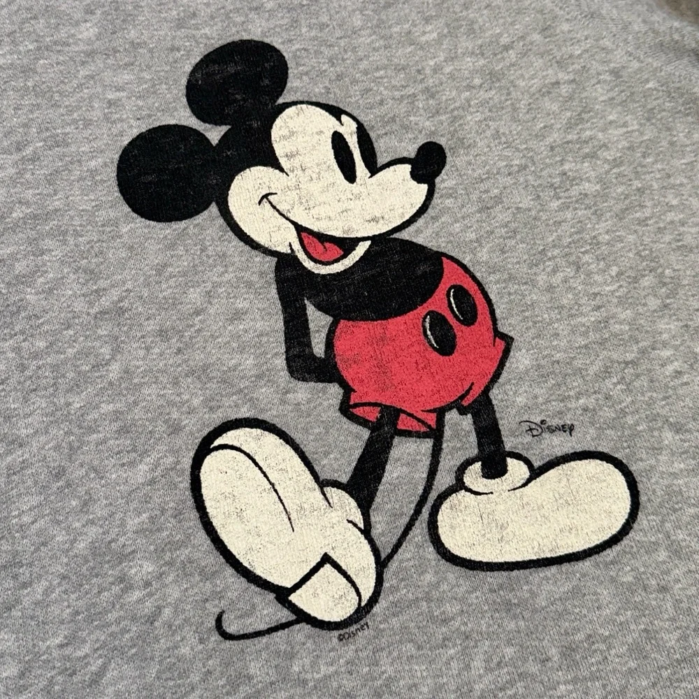 Junk Food Clothing x Disney Kids’ Mickey Raglan Fleece Heather Grey Sweatshirt—S